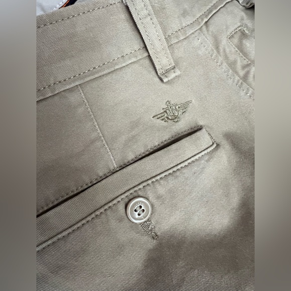 🐪33Wx30LUltimate Chinos | Slim Fit | Dockers Men's Beige / Tan / Khaki Pants - Picture 9 of 16